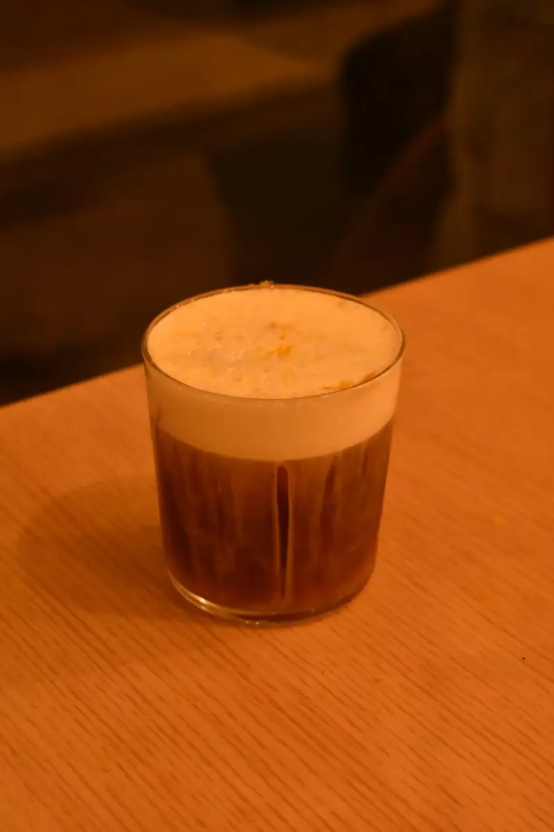 ROASTERYで淹れられた一杯のコーヒー